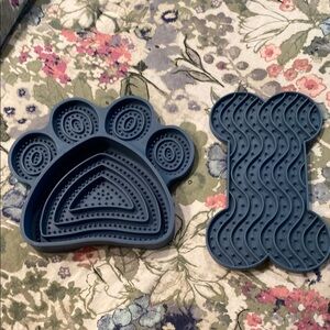 Blue Dog Paw and Bone Shaped Slow Feeder Set